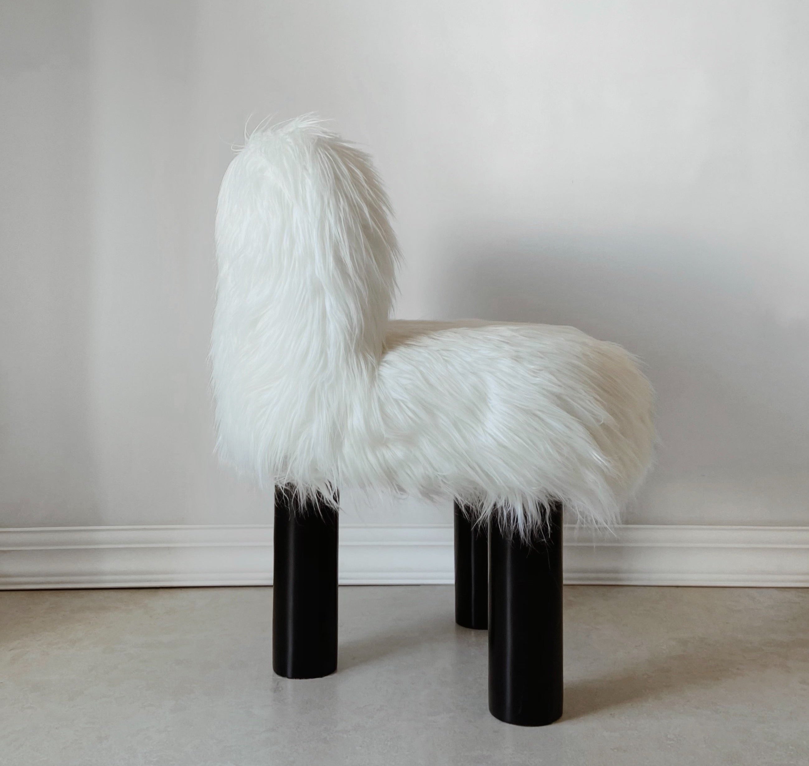 Botolo chair – CALIBER™ - Main Image