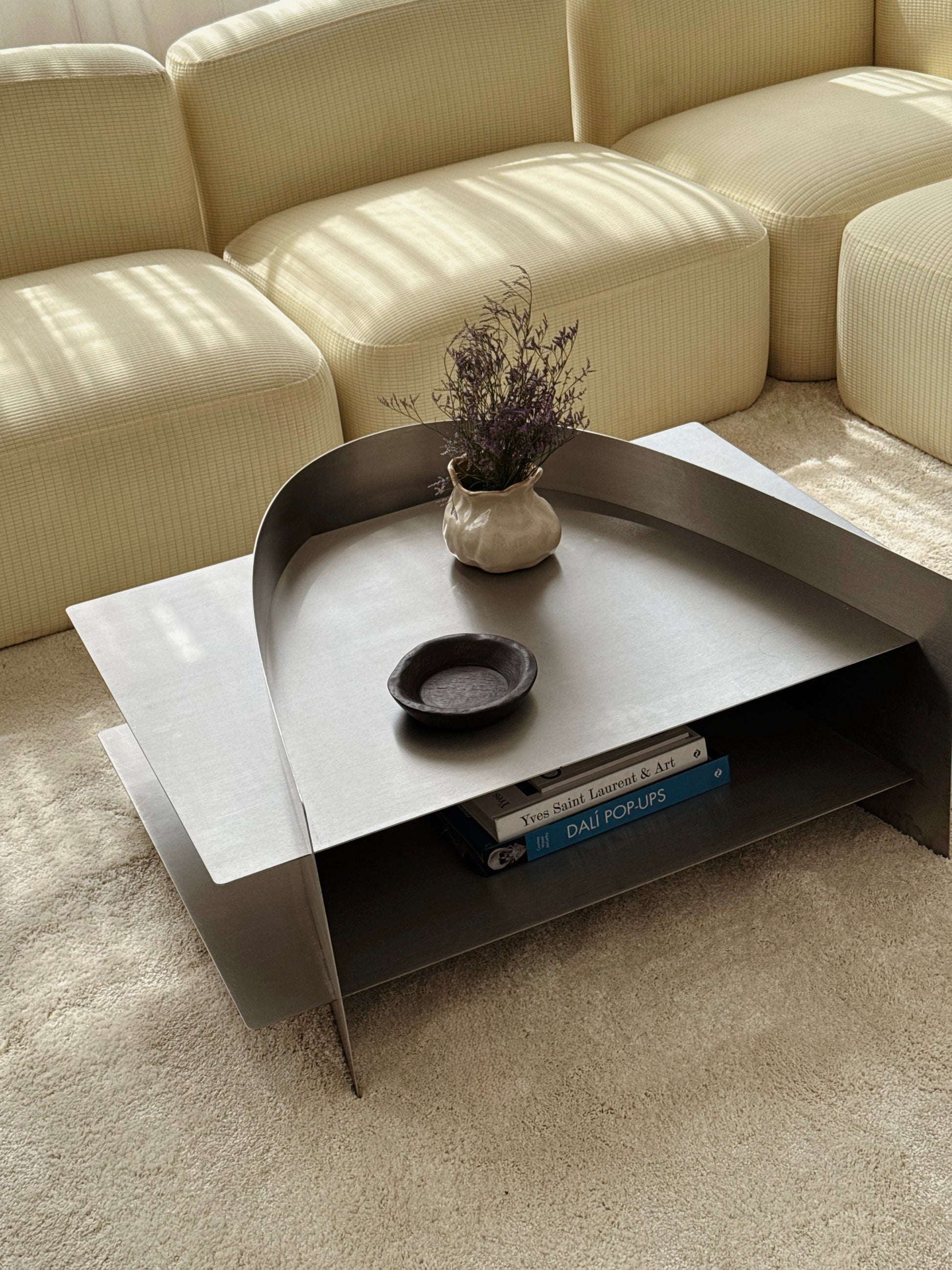 knife Table