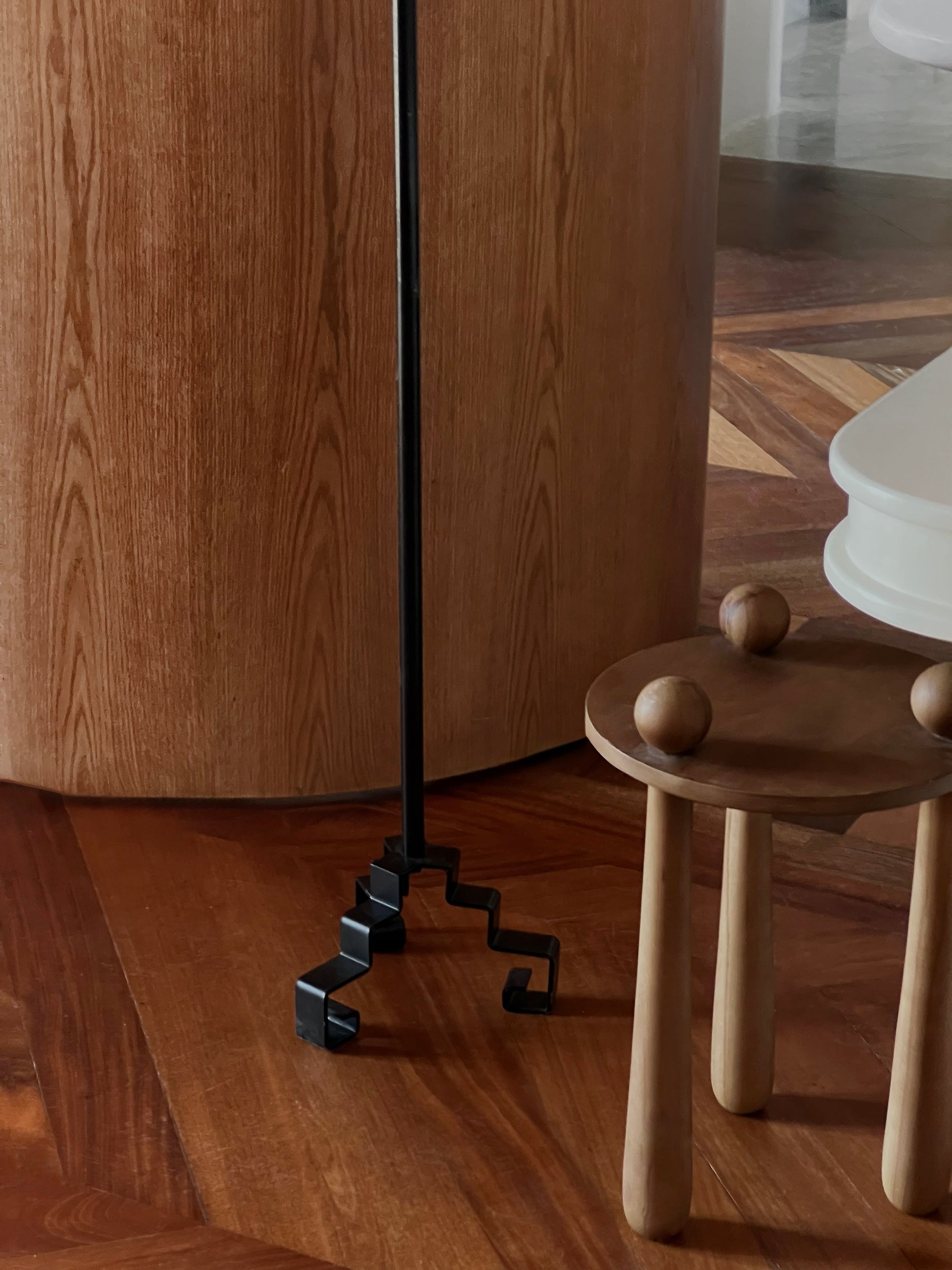 Fue Floor Lamp