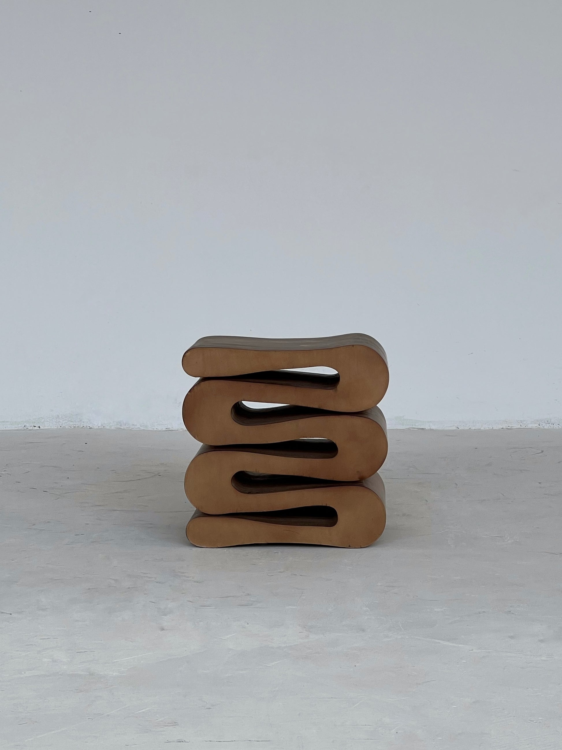 Wiggle Side Table