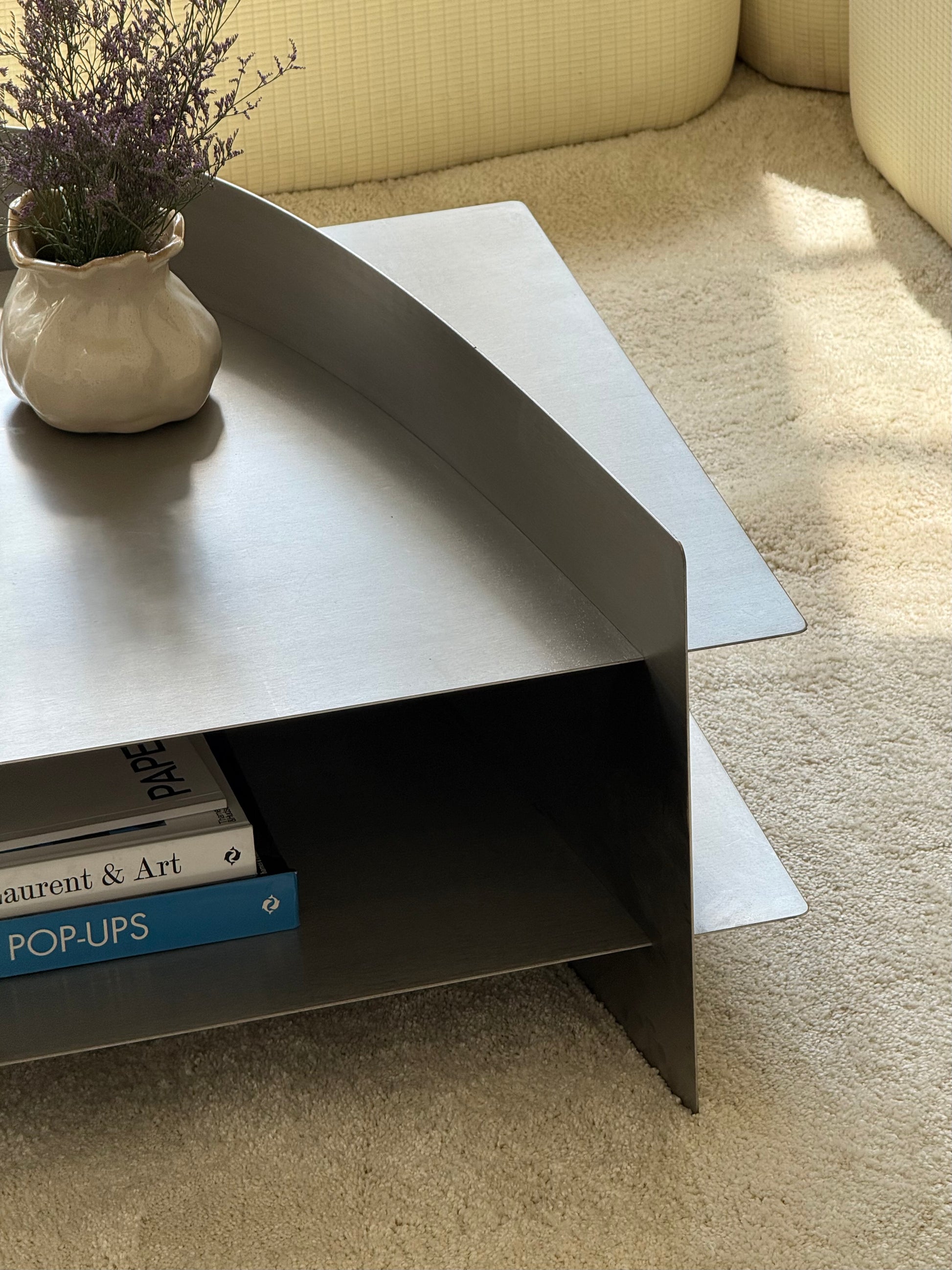 knife Table