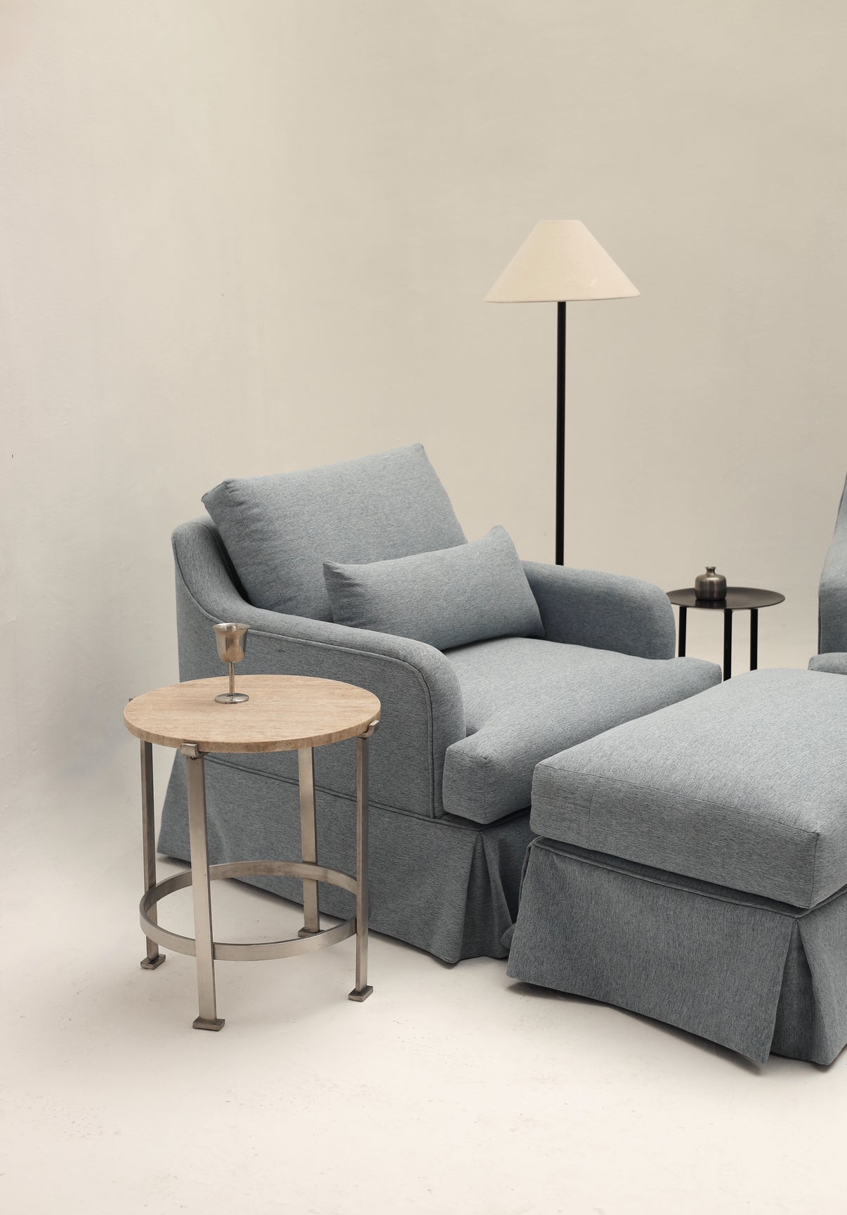 Fue Floor Lamp