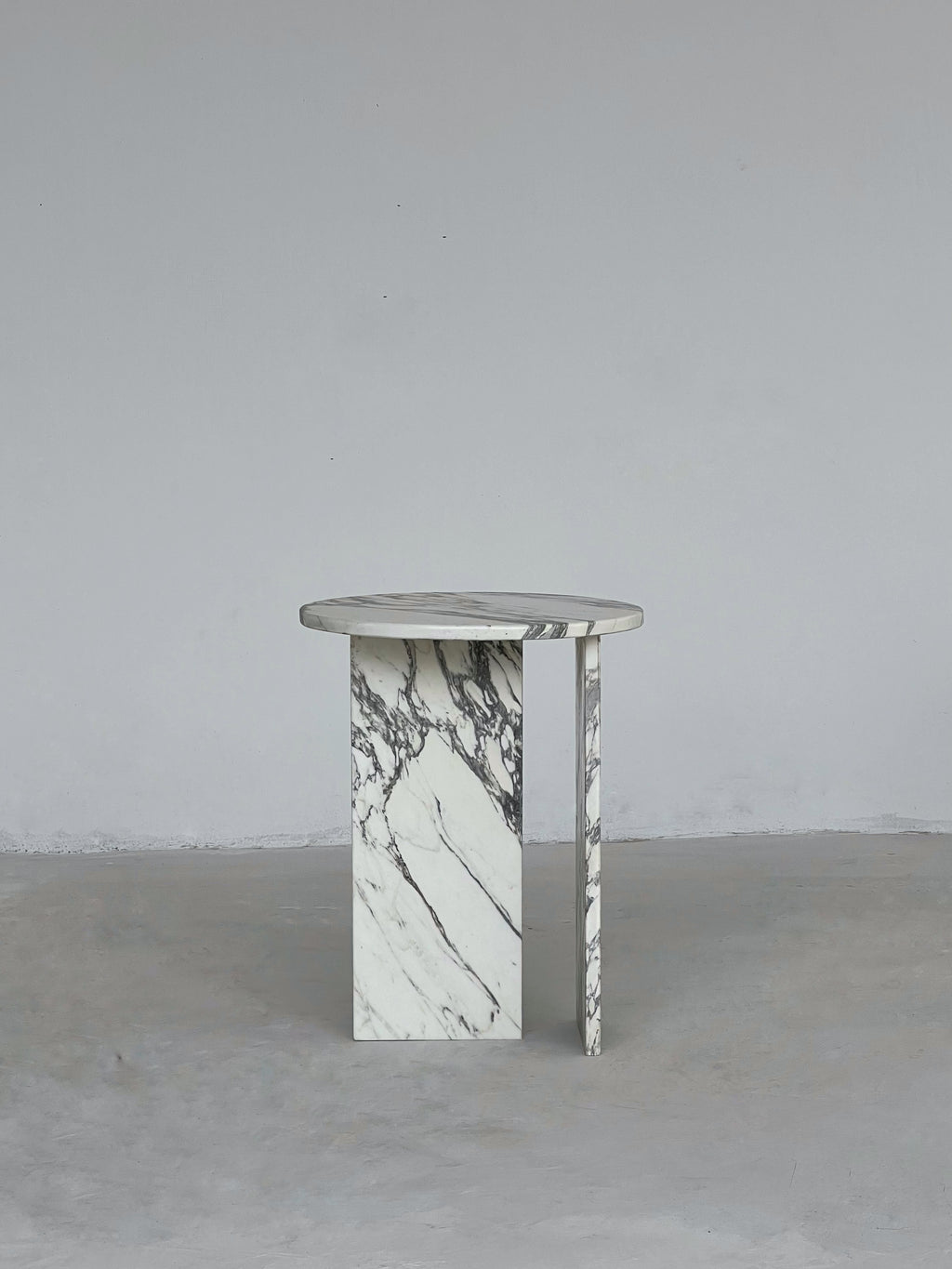Q Side Table