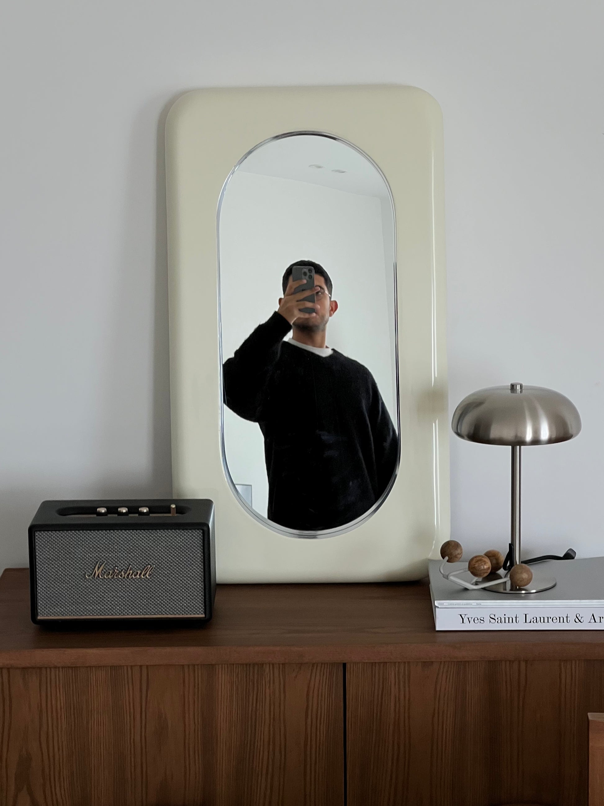 Butter mirror