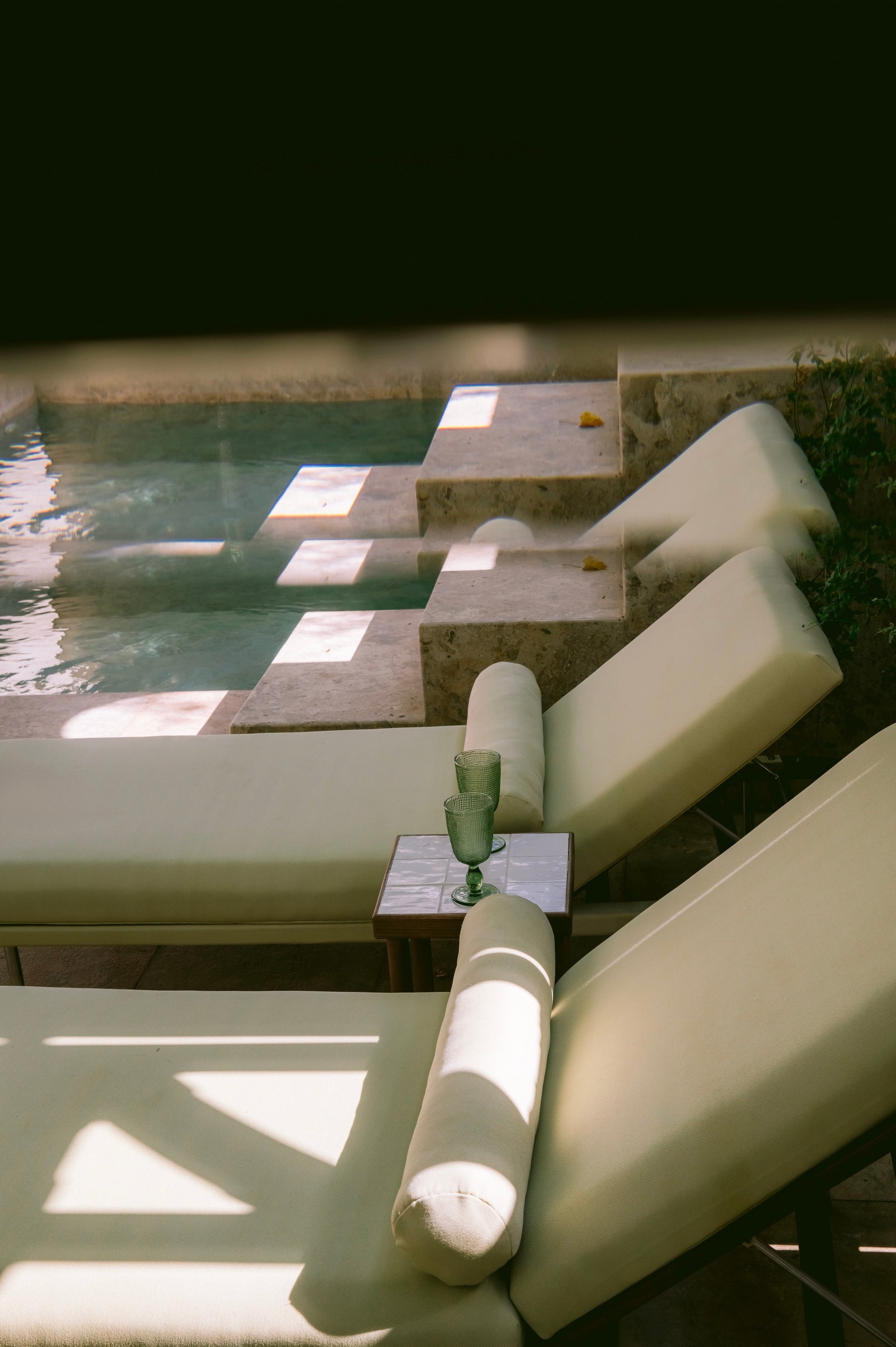 Cote Sun Lounger