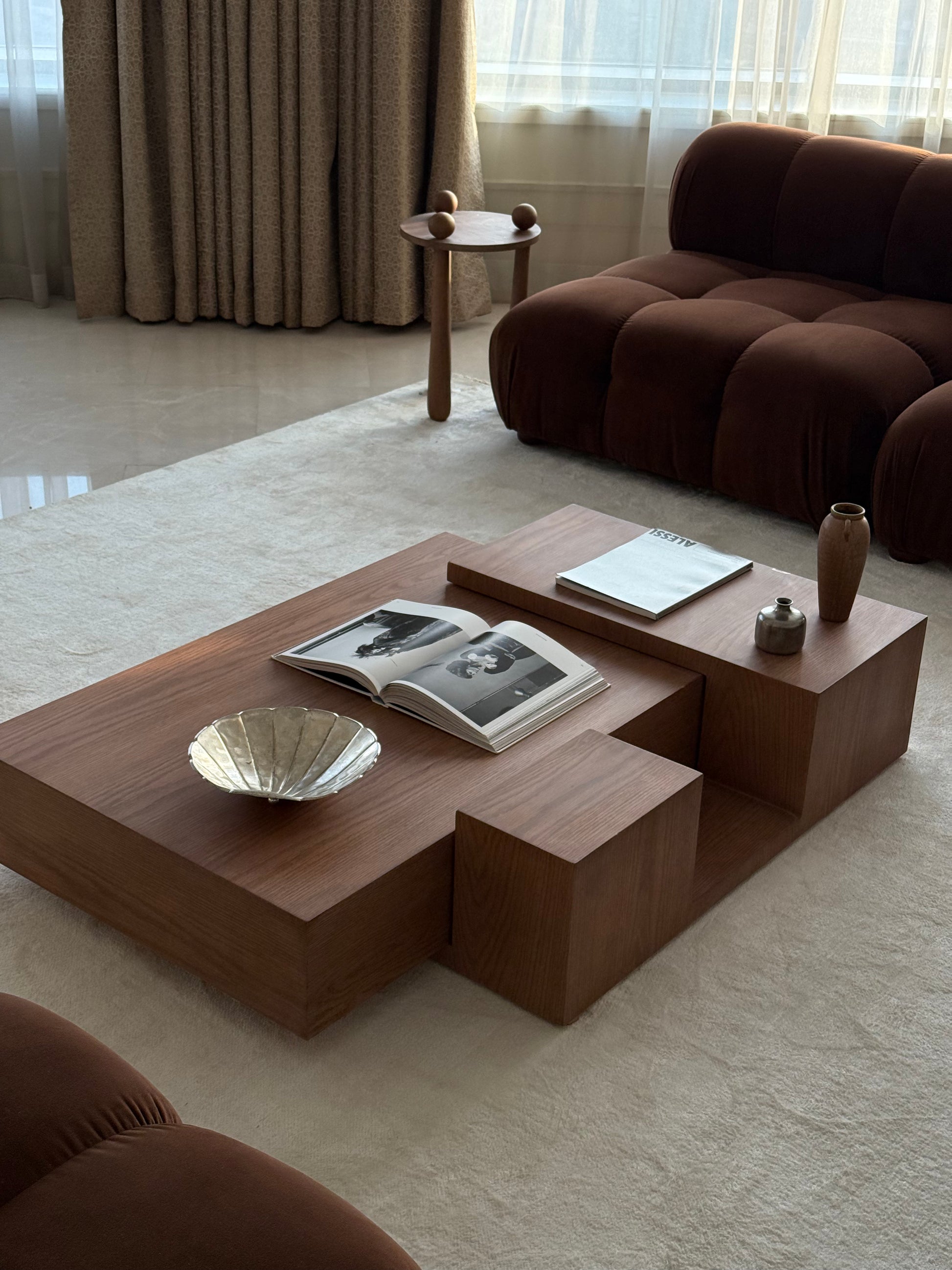 Le Gradin Table
