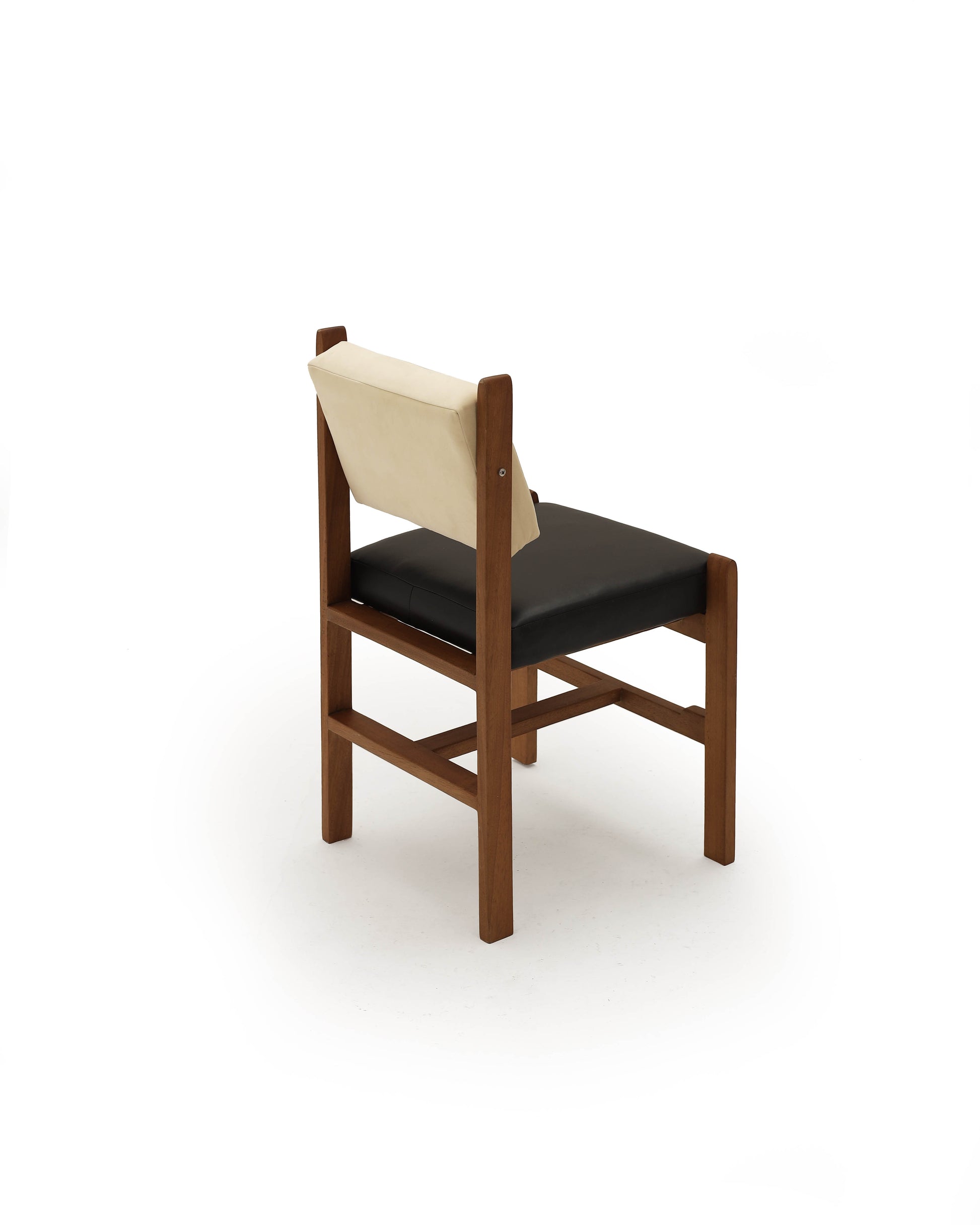 Amir Chair