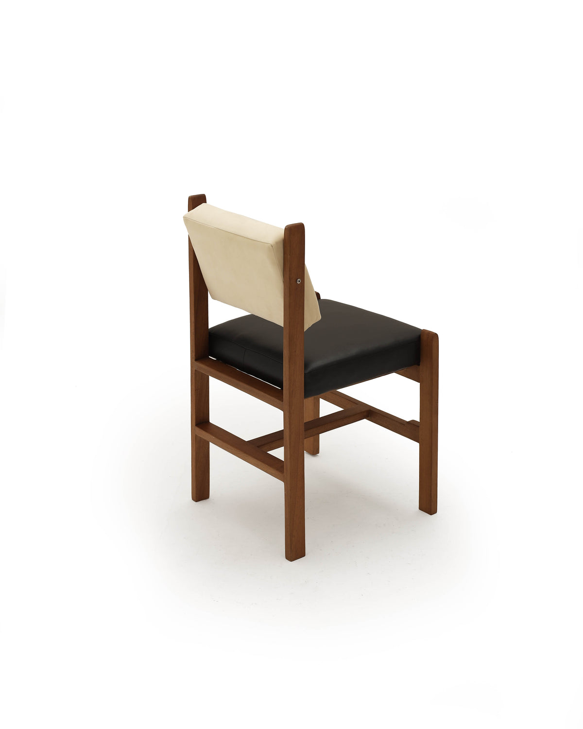 Amir Chair