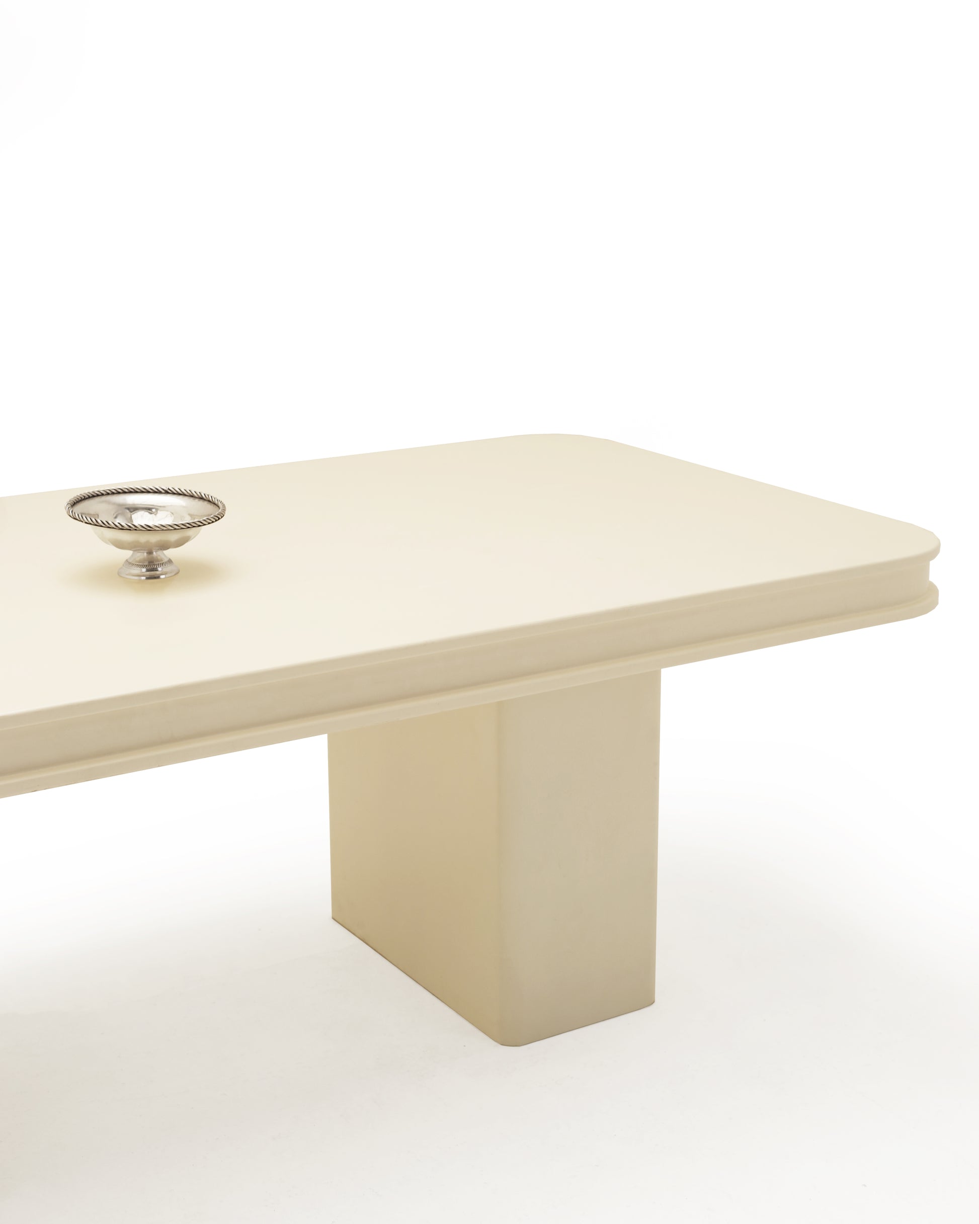 Miel Dining Table