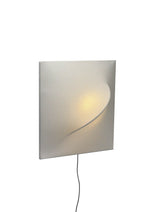 Load image into Gallery viewer, Hikaru Wall Lamp
