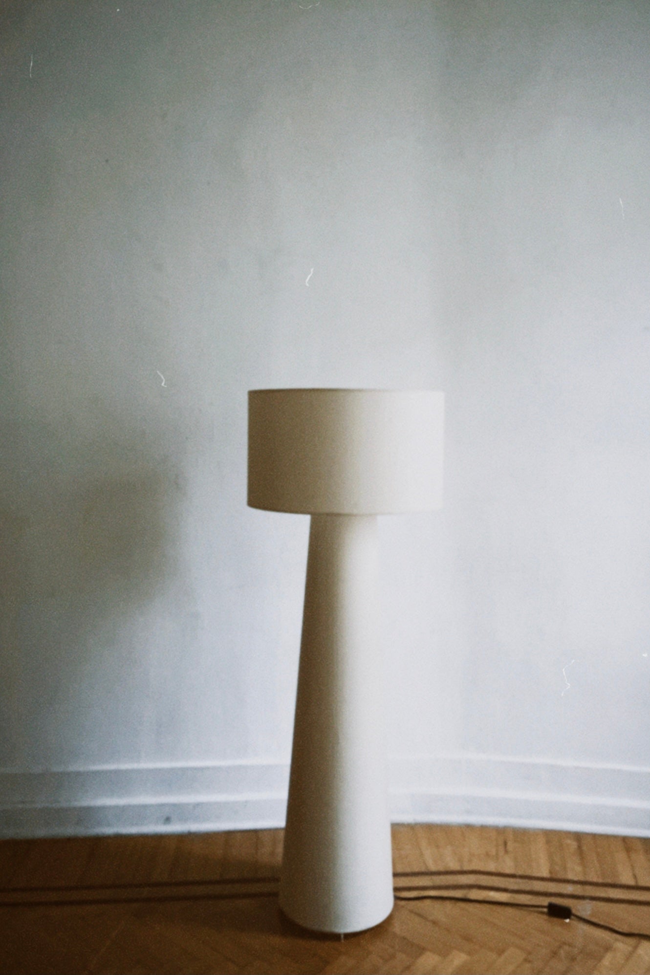 Big Shadow Lamp